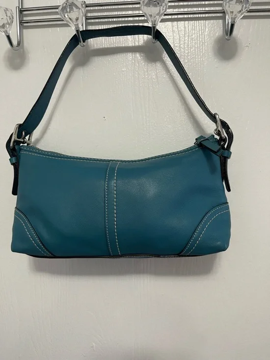 Coach Leather Y2K Hamptons Soho Demi Baguette shoulder bag - Picture 2 of 8